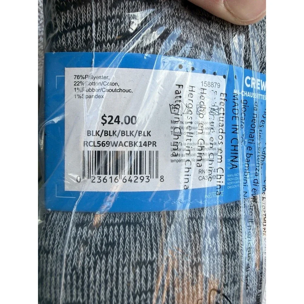 New Columbia Womens 4 Pair Crew Socks. Sz 4-10, Black With snowflakes, Stripes